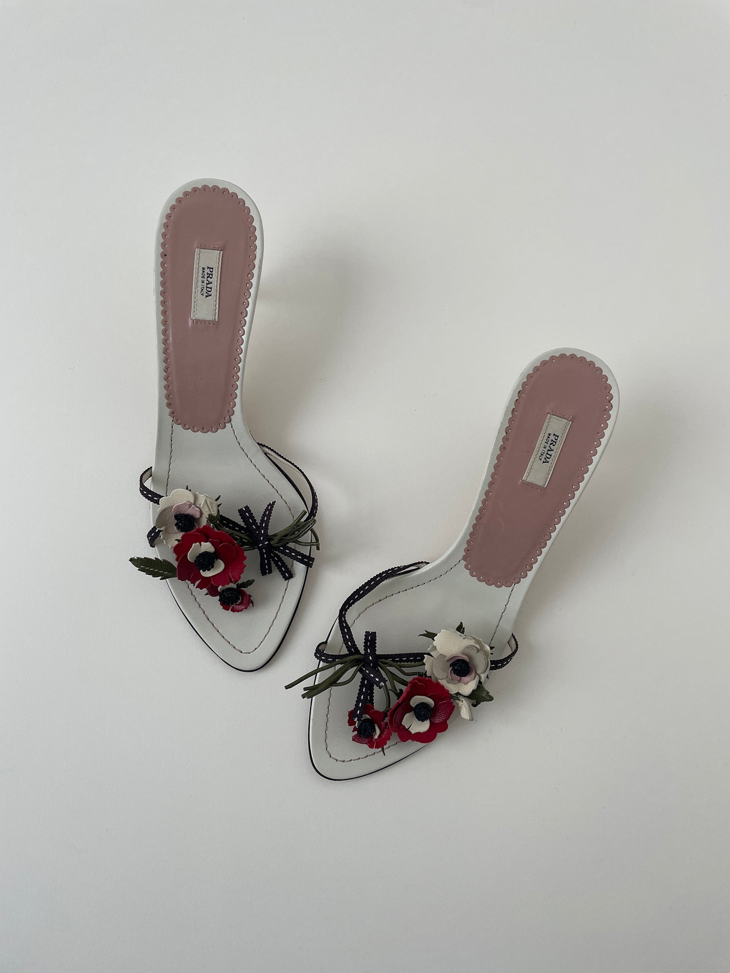 Vintage Prada white kitten heel sandals with flower applications