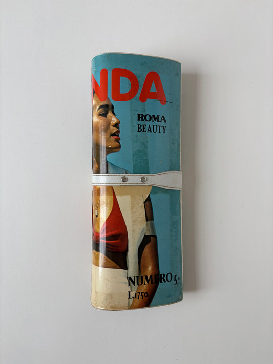 Vintage 70s magazine clutch "BELINDA"
