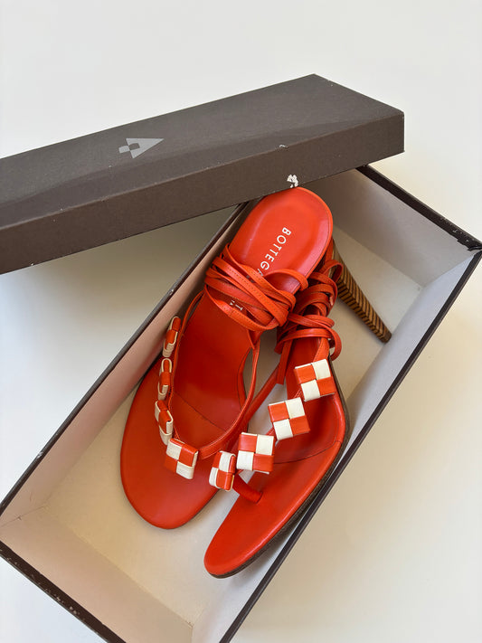 Bottega Veneta 2000s orange strappy thong heels (EU 41 / US 10.5)