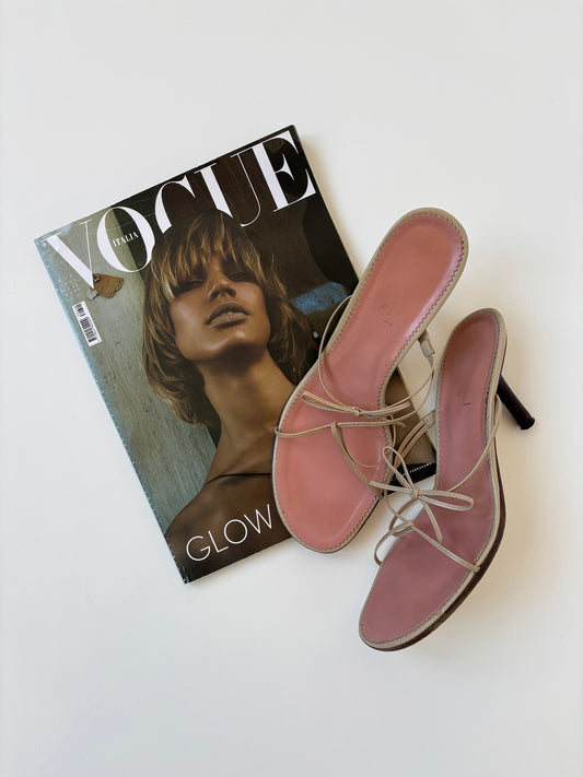 Gucci by Tom Ford 1990s iconic skinny nude bow sandal heels (EU 38 / US 7.5)
