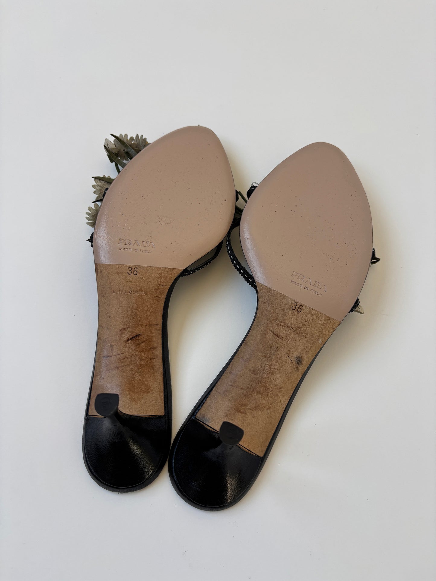 Prada 2000s green daisy flower application kitten heels (EU 36 / US 5.5)