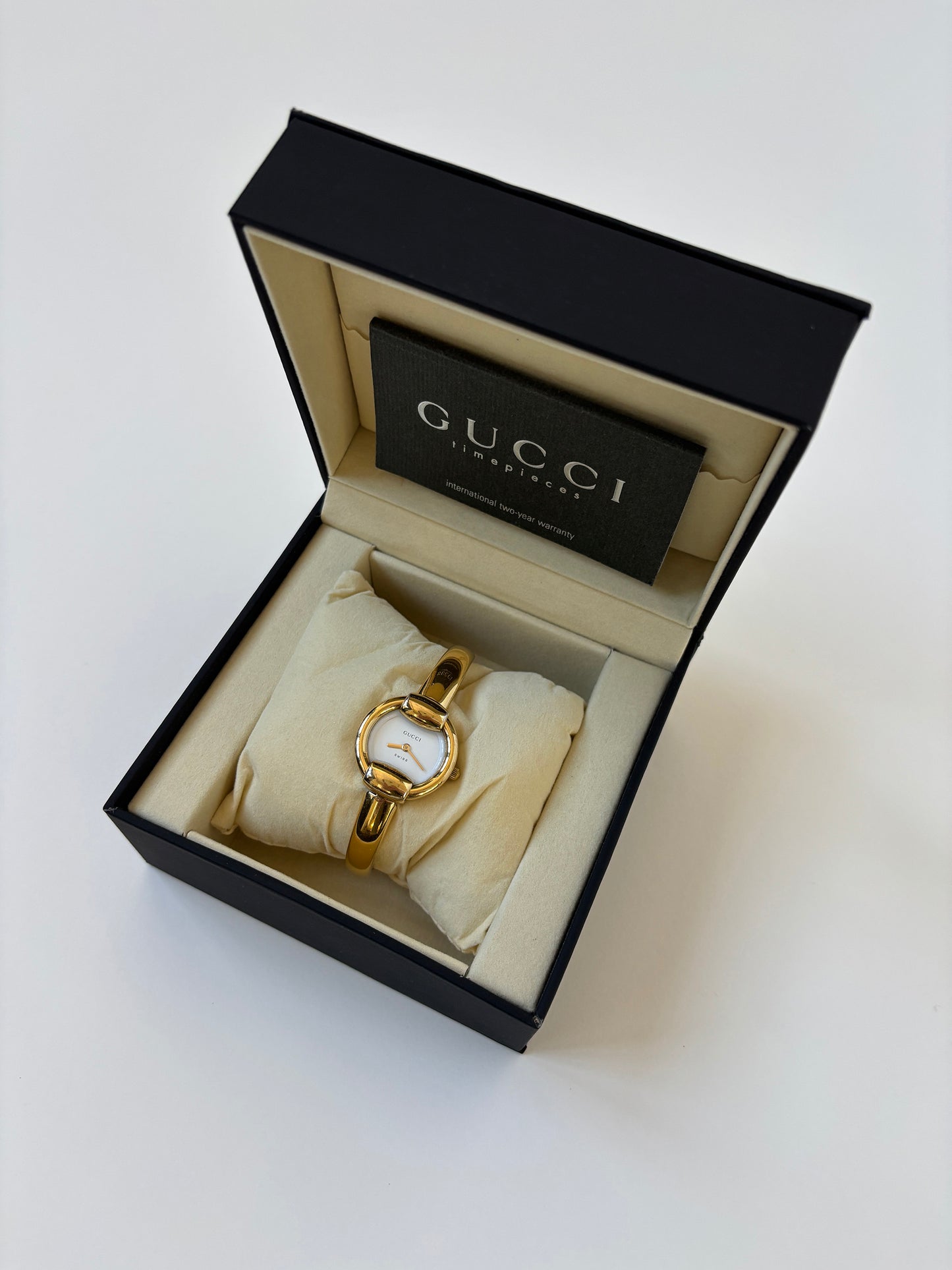 Gucci by Tom Ford 1990s 1400L 18K gold plated bangle watch