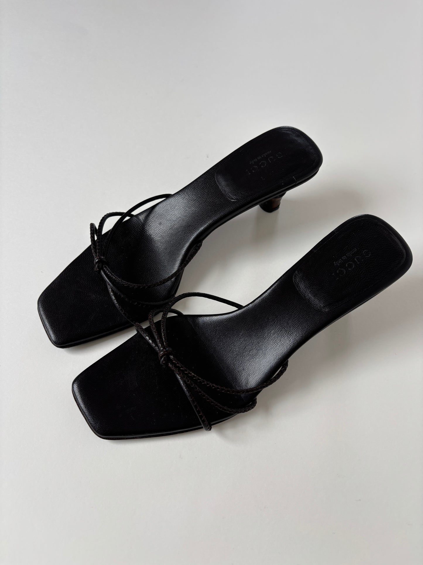 Gucci by Tom Ford S/S 2002 dark brown bamboo kitten heels  (EU 37 / US 6.5)
