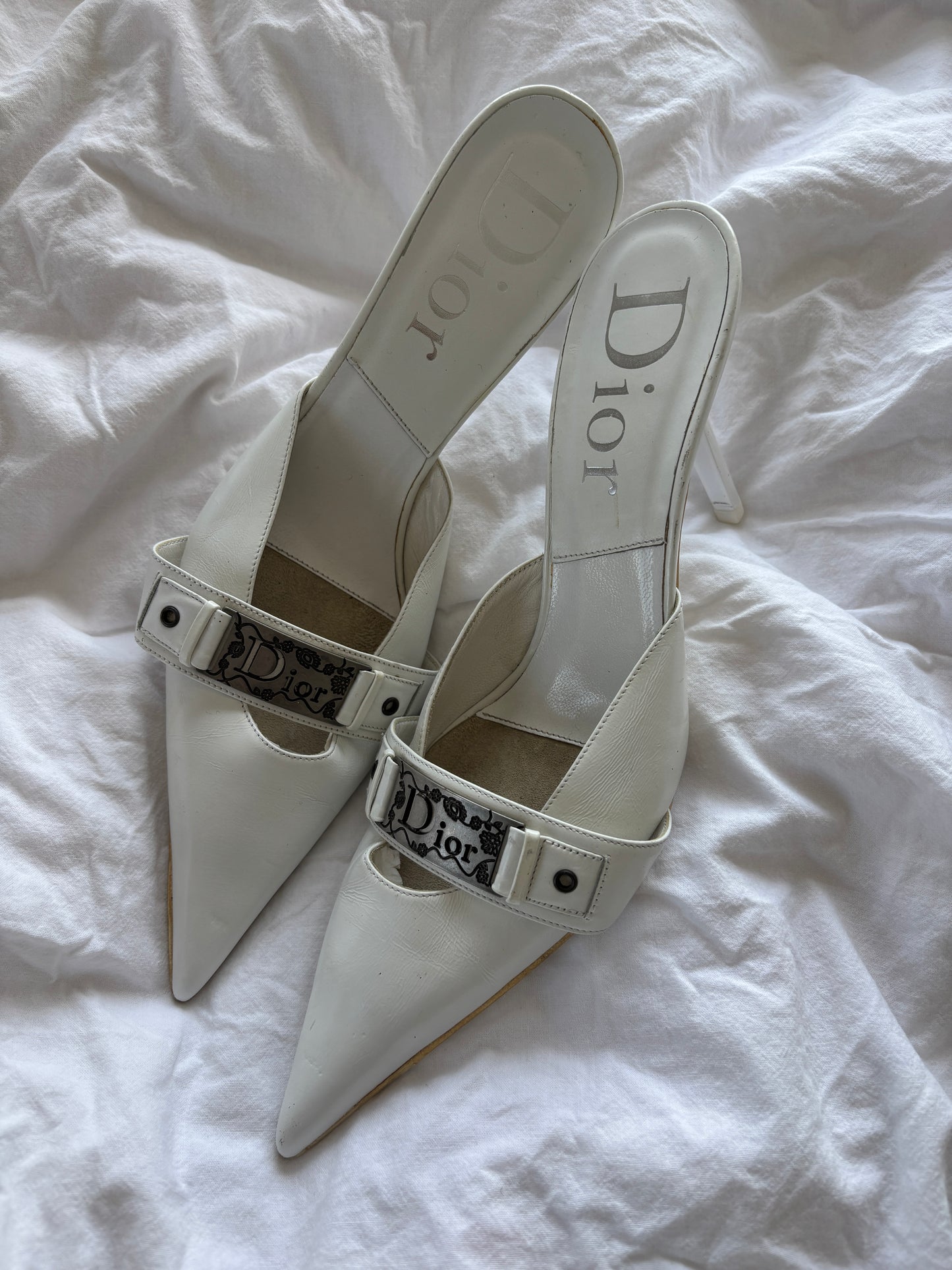 Christian Dior 2000s by John Galliano white floral logo mules (EU 38 / US 7.5 )