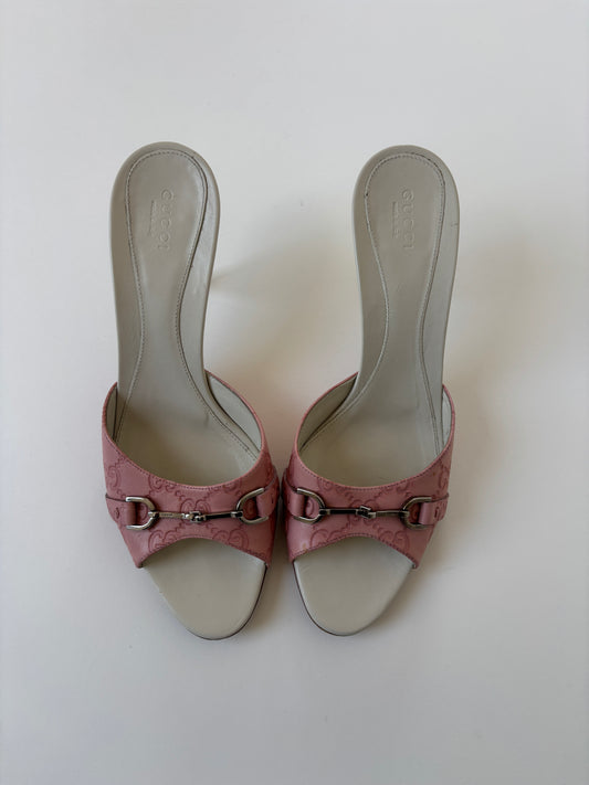 Gucci by Tom Ford 2000s pink slim embossed monogram horsebit heels  (EU 39 / US 8.5)