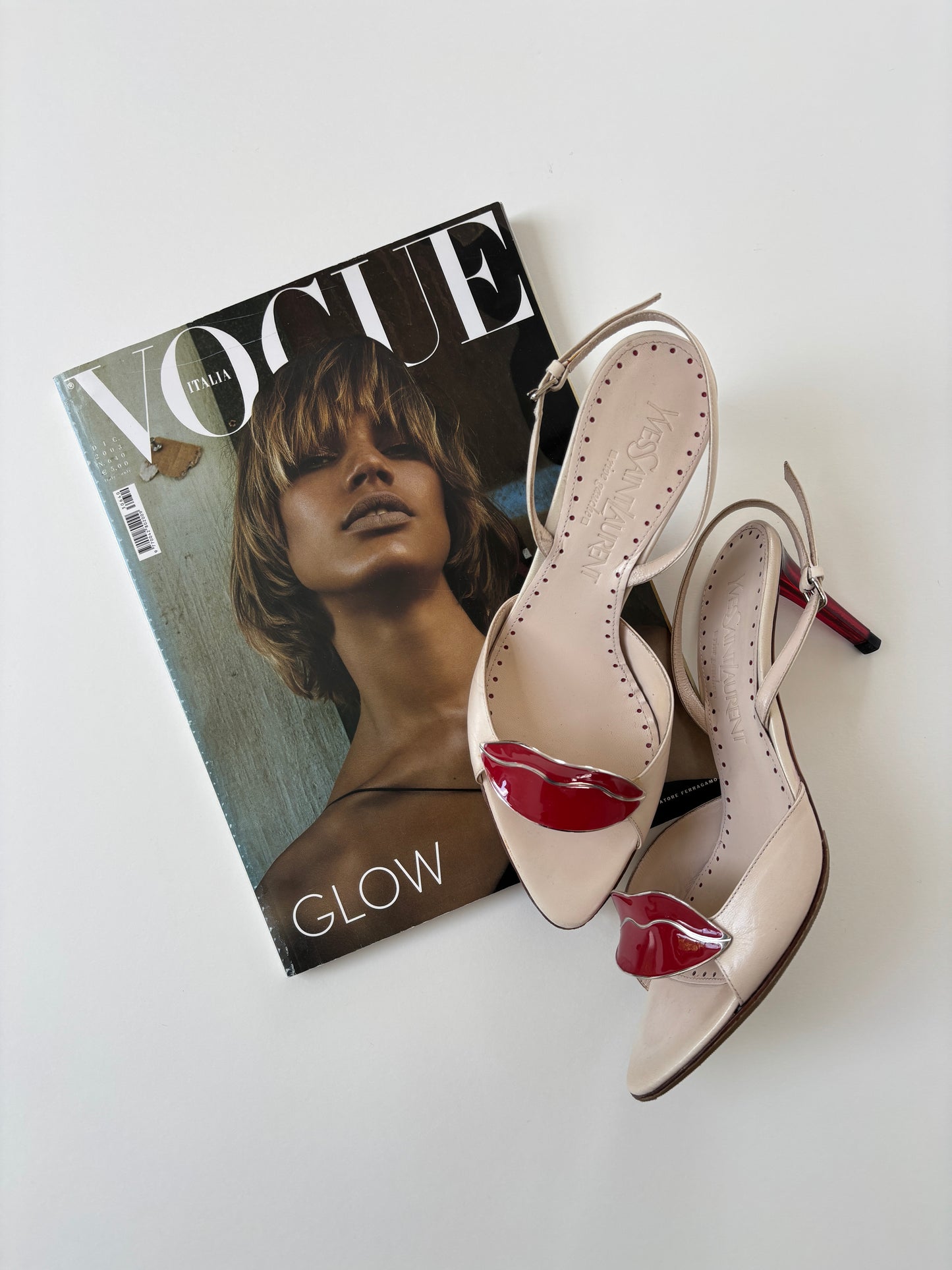 YSL by Tom Ford S/S 2003 iconic cream white Dali lips heels (EU 36 / US 5.5)
