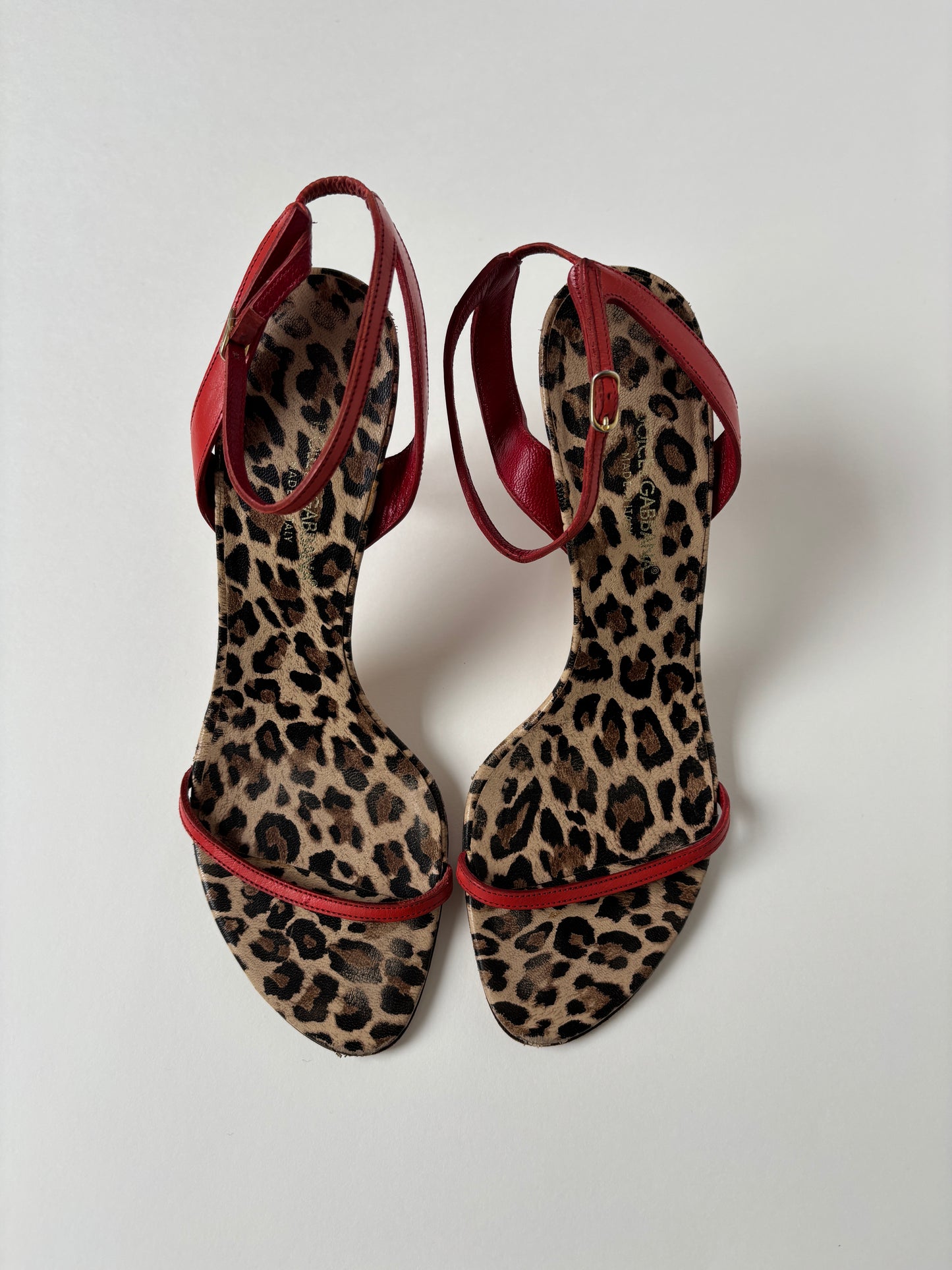 Dolce & Gabanna 2000s minimalistic leopard sandal heels (EU 39 / US 9)