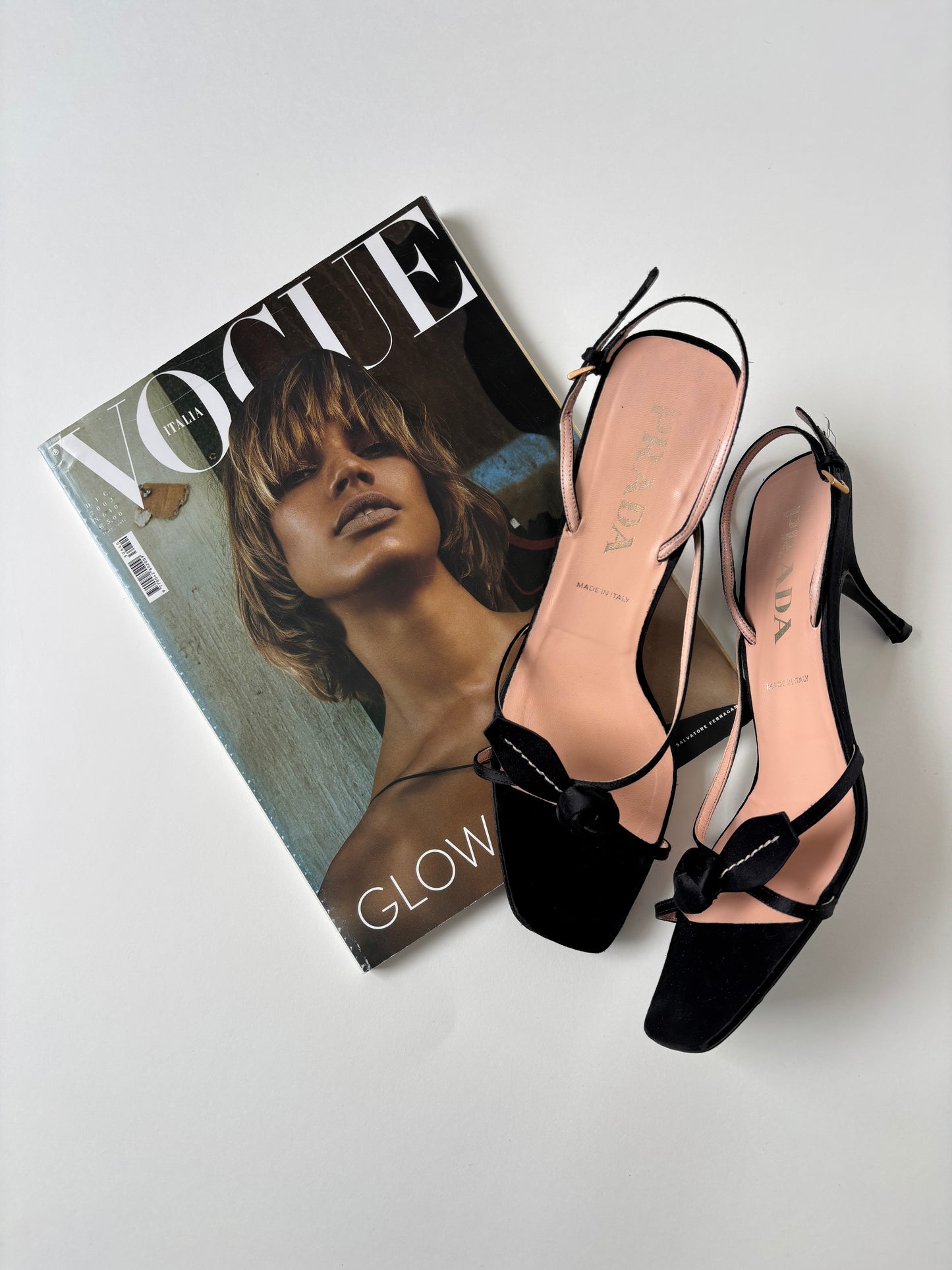 Prada 1990s iconic black silk roses kitten heel sandals (EU 39,5 / US 9)