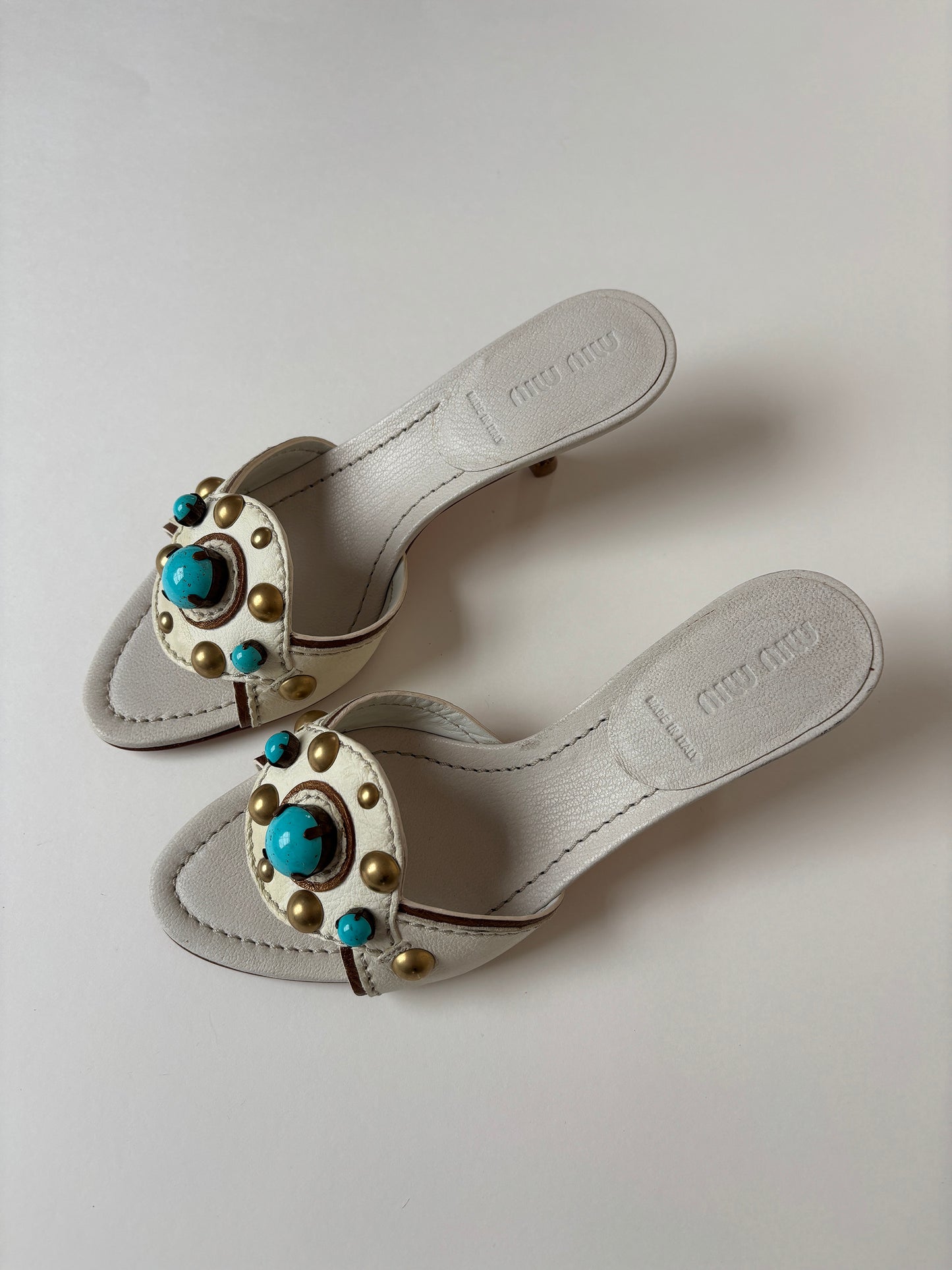 Miu Miu 2000s white jewelry kitten heels (EU 36 / US 5.5)