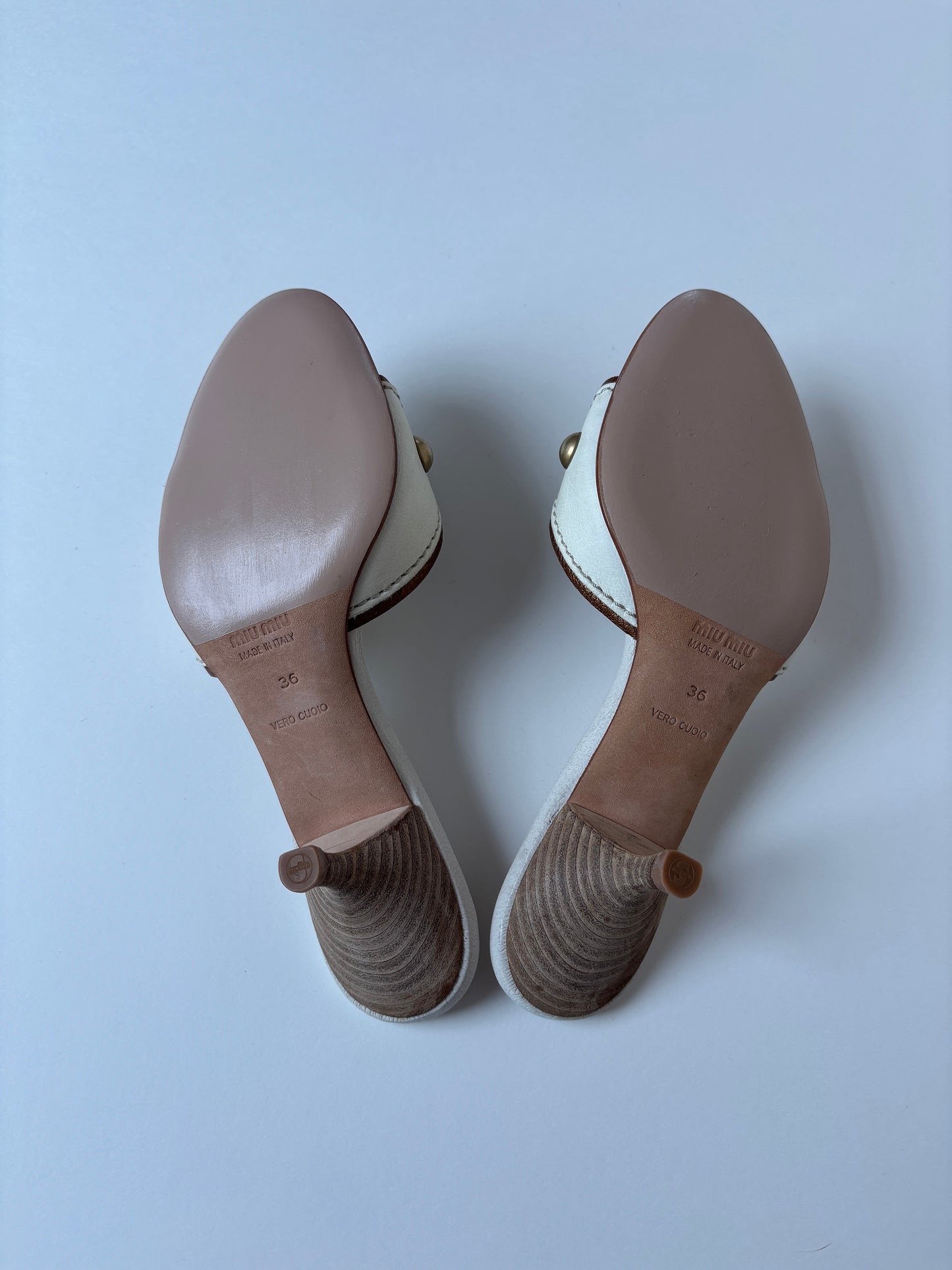 Miu Miu 2000s white jewelry kitten heels (EU 36 / US 5.5)